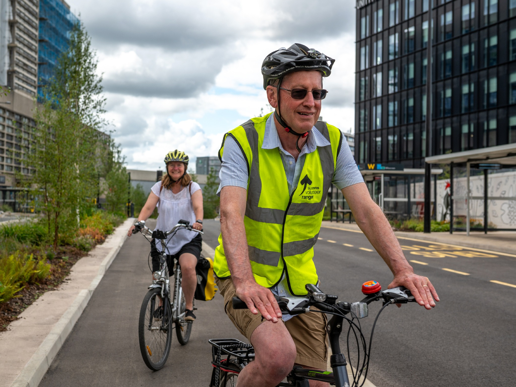 Swindon cyclists have praised the newly-opened Fleming Way for its new and accessible cycle lanes